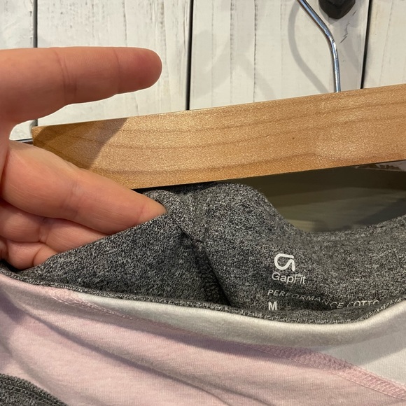 Gap capris - Picture 3 of 4